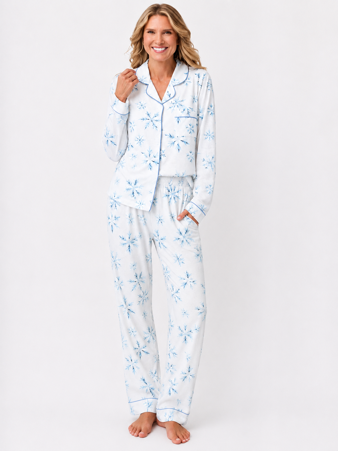 Dreamland Pajama Set: Snowflakes