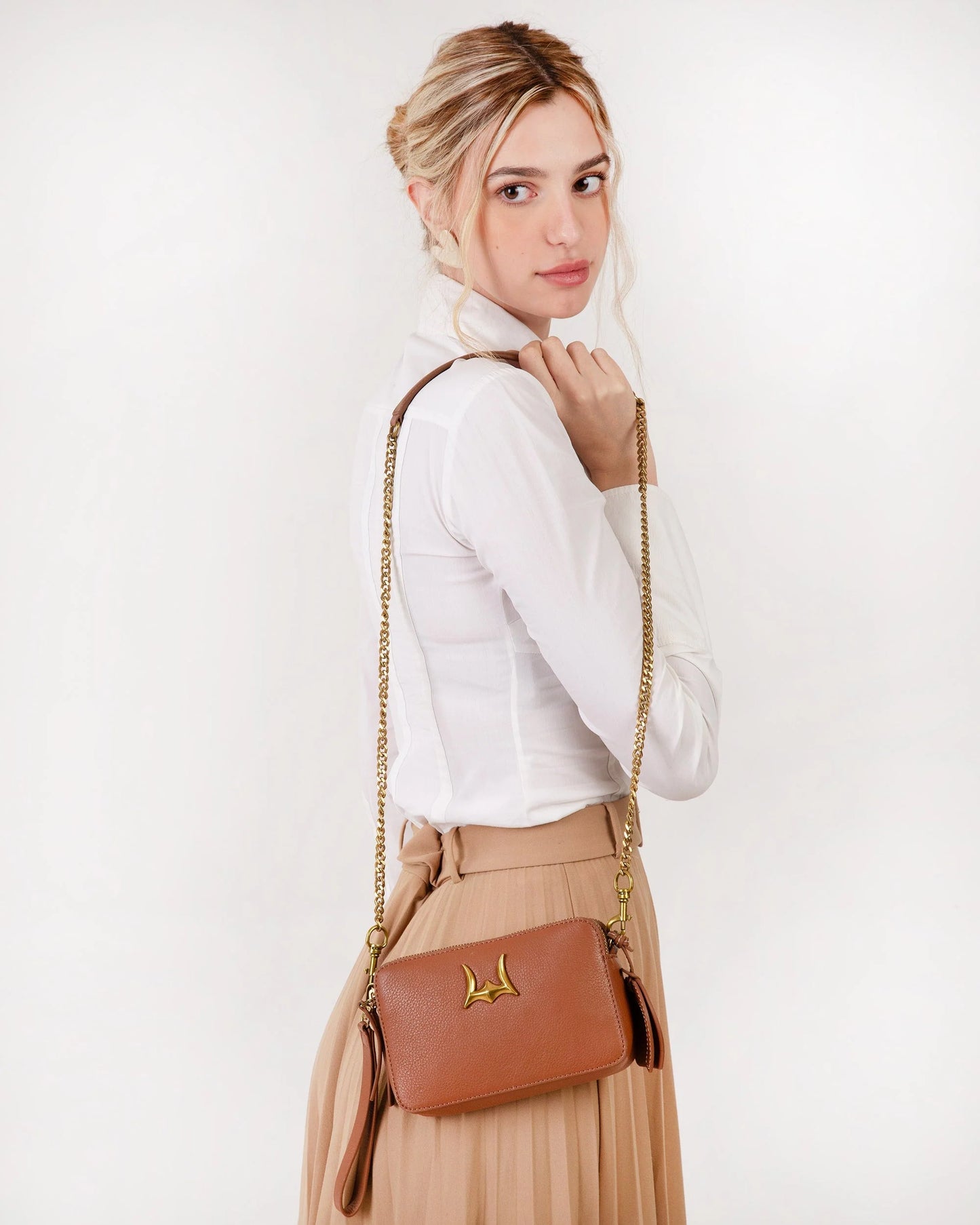 Loyal West Luxury Handbags: Shell Mini Purse