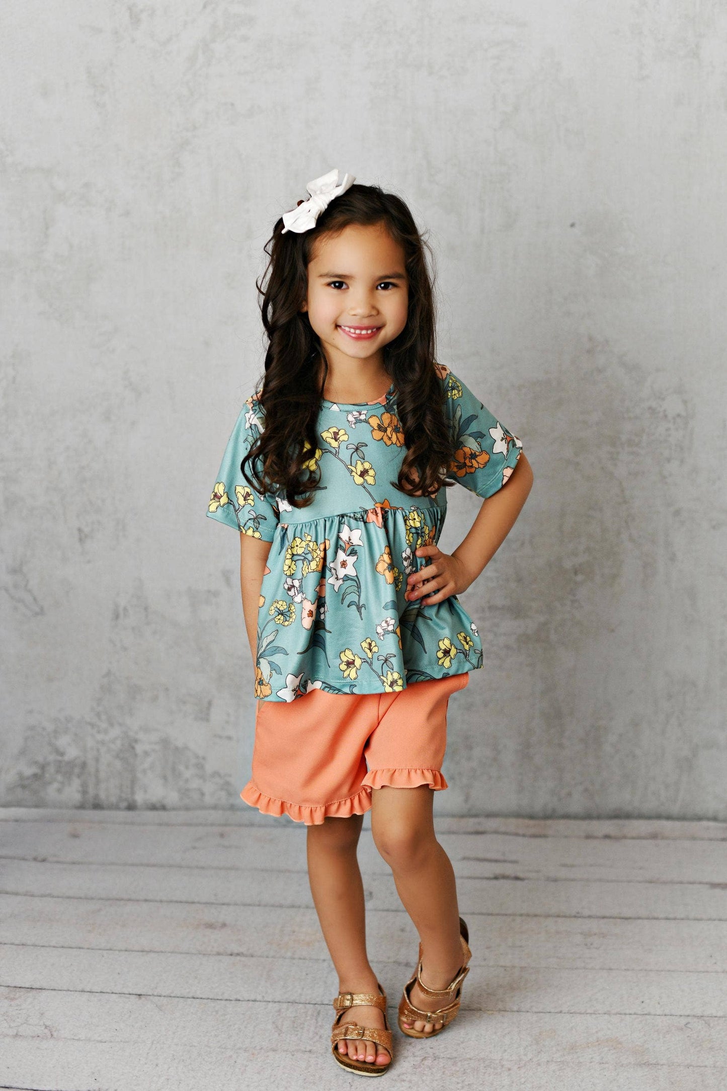 Sage & Peach Floral Ruffle Spring Pocket Short Set