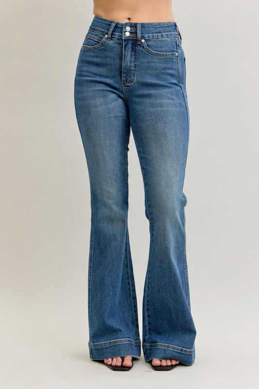 Judy Blue Tummy Control Flares - Medium Wash