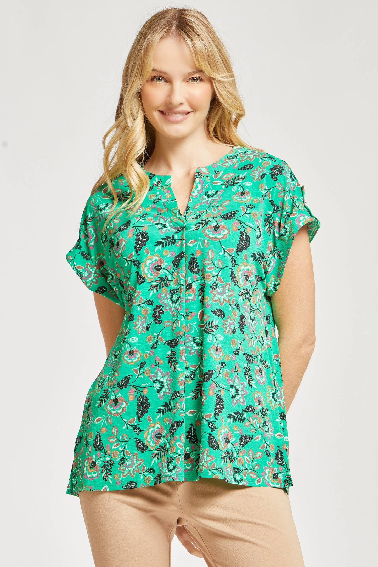 Lizzy Dolman Short Sleeve Wrinkle Free - Kelly Green