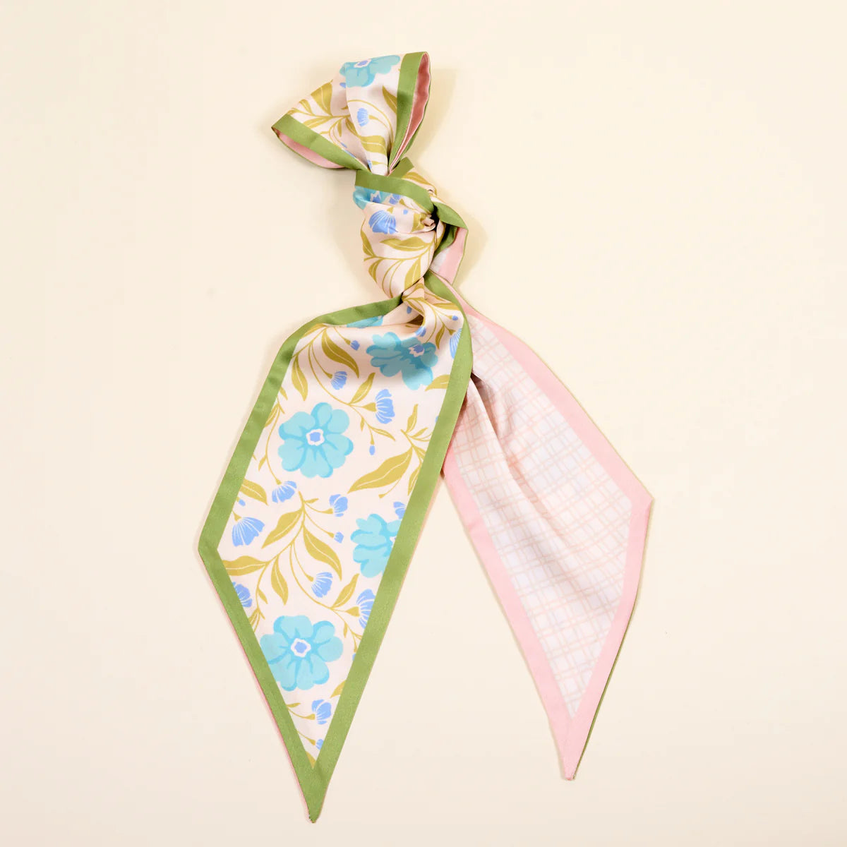 The Darling Effect: Twirl & Tie Scarf