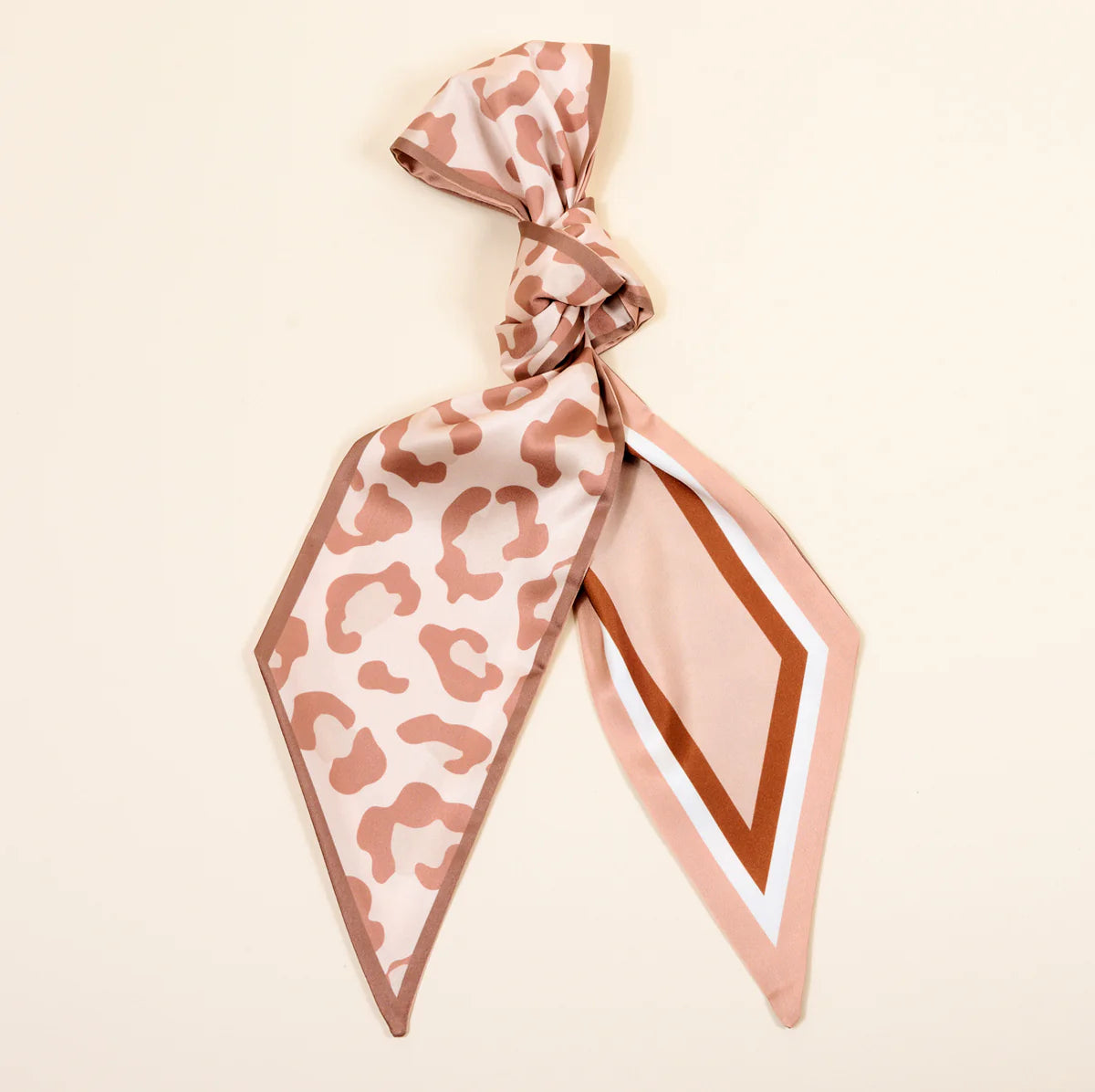 The Darling Effect: Twirl & Tie Scarf