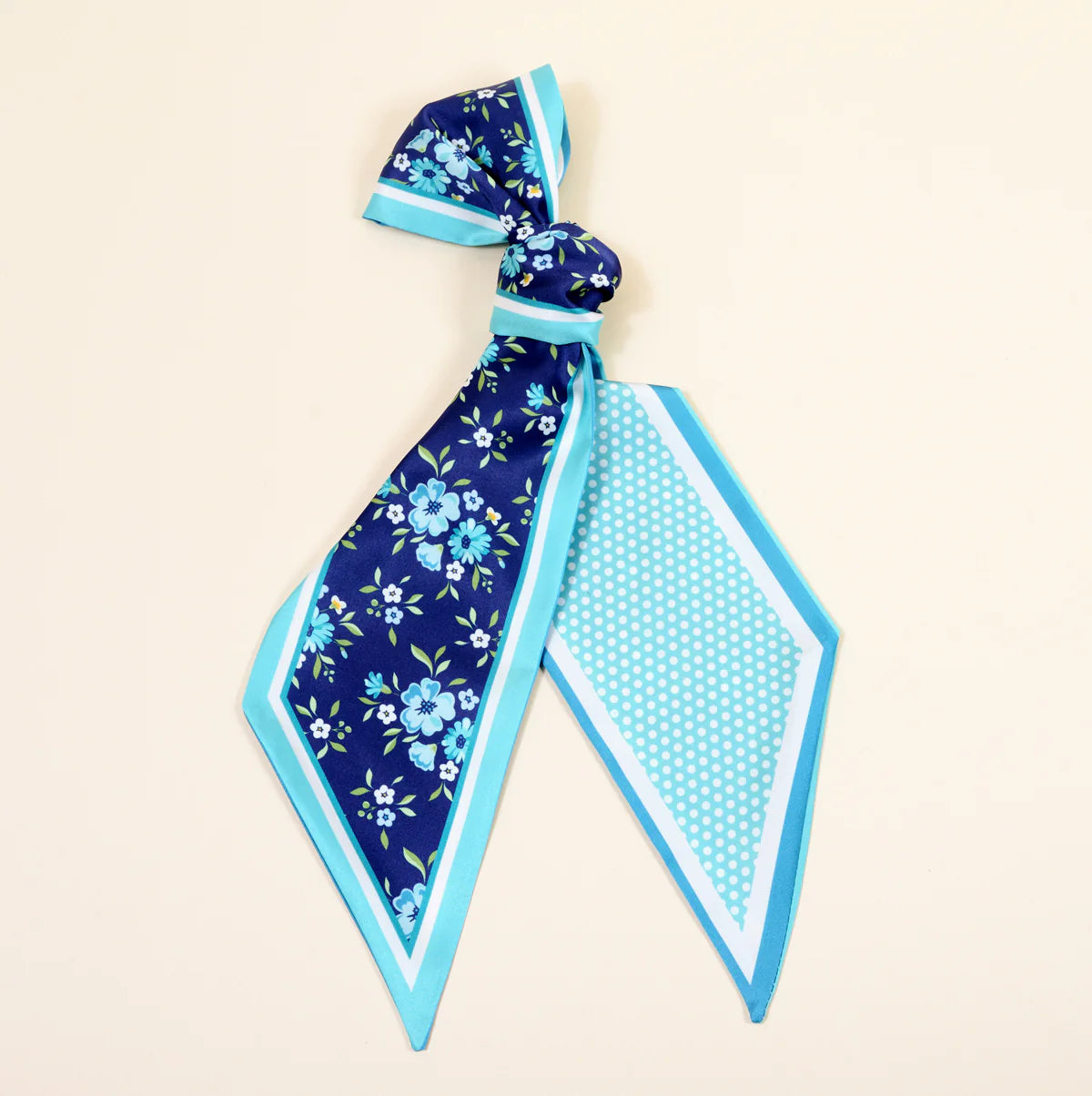 The Darling Effect: Twirl & Tie Scarf