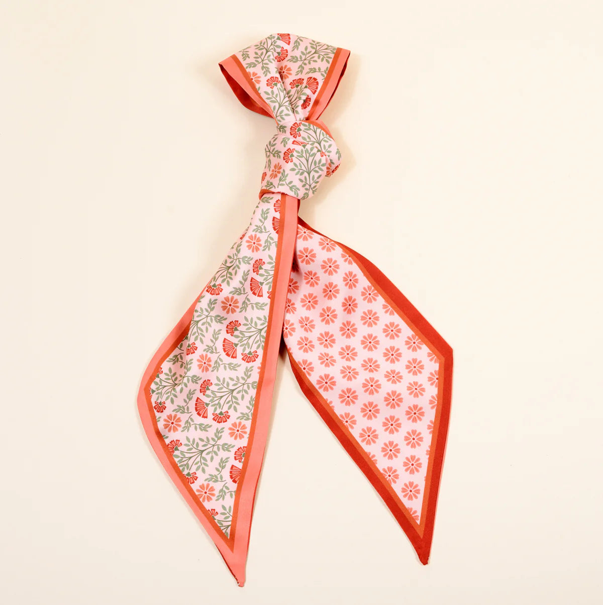 The Darling Effect: Twirl & Tie Scarf